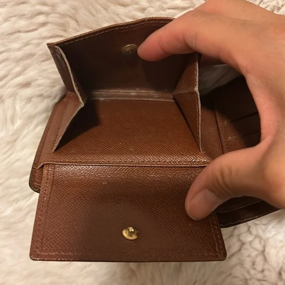 🚫SOLD🚫SOLD🚫 Louis Vuitton Monogram Bifold Wallet with LV Dust Bag - Picture 9 of 16